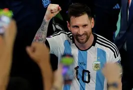 中国男篮赛后更衣室